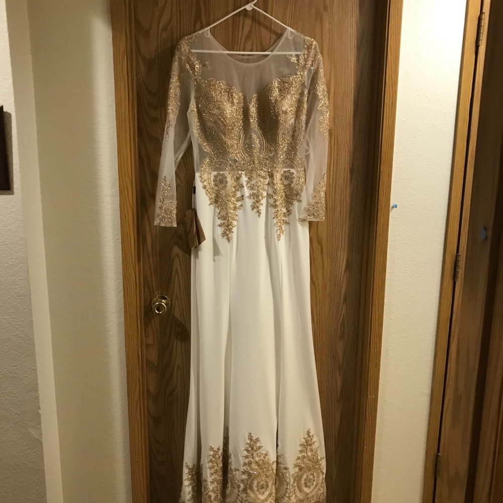 White & Gold Bridal Gown NWT Size 12